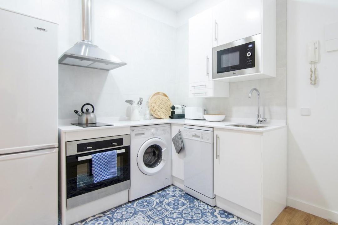 Comfy And Centric- 2Bd 1Bth- Espoz Y Mina Apartamento Madri Exterior foto